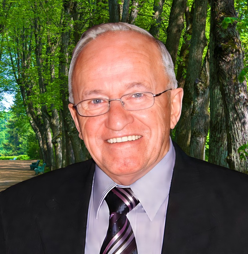 M. Yvon Murray