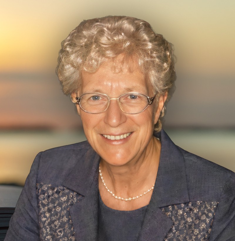 Mme Denise Paquet